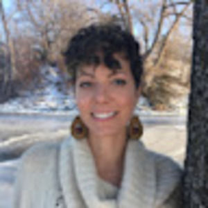 Meet your Posher, Cassandra